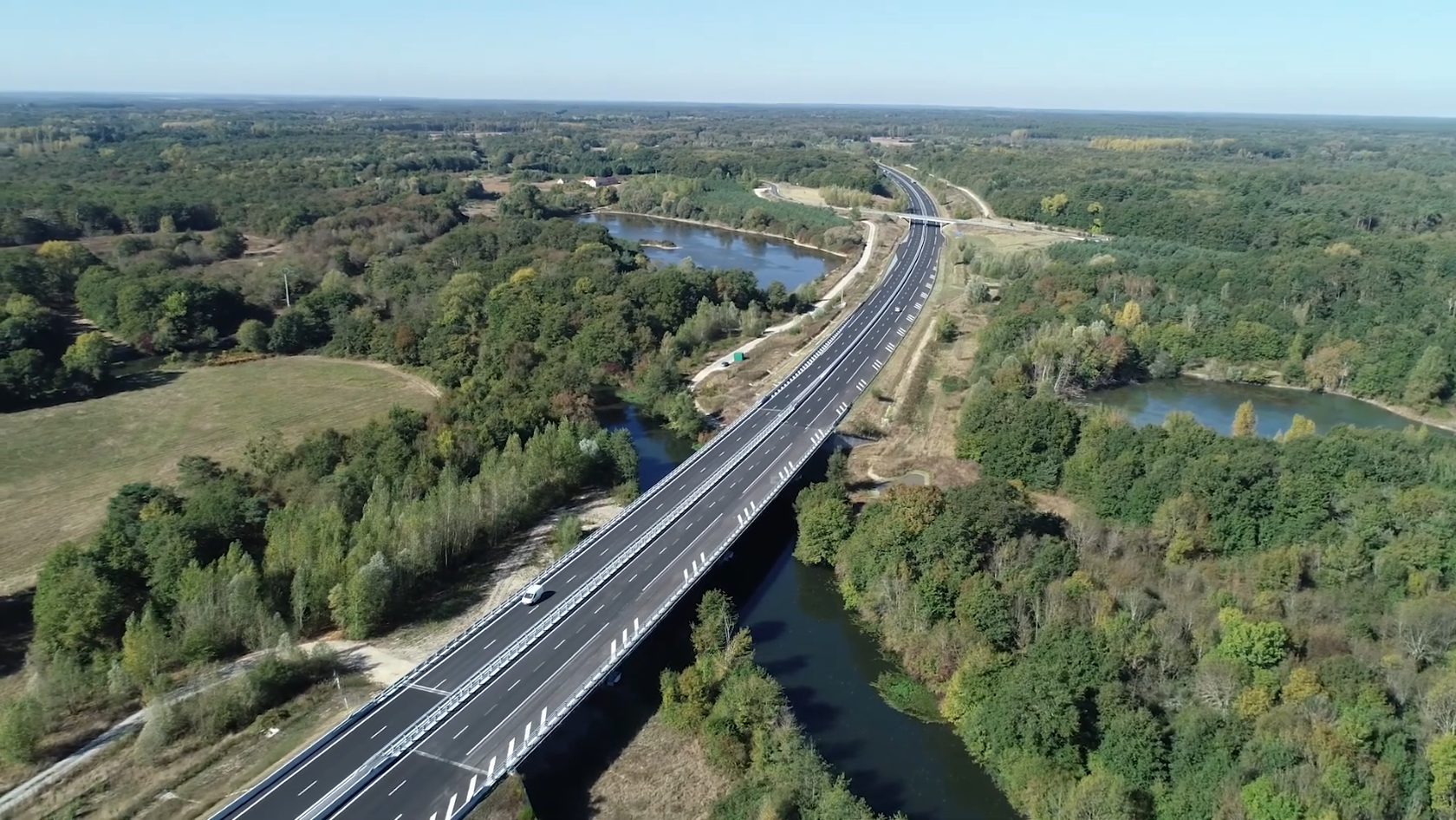 Vue aérienne du Viaduc de la Sauldre