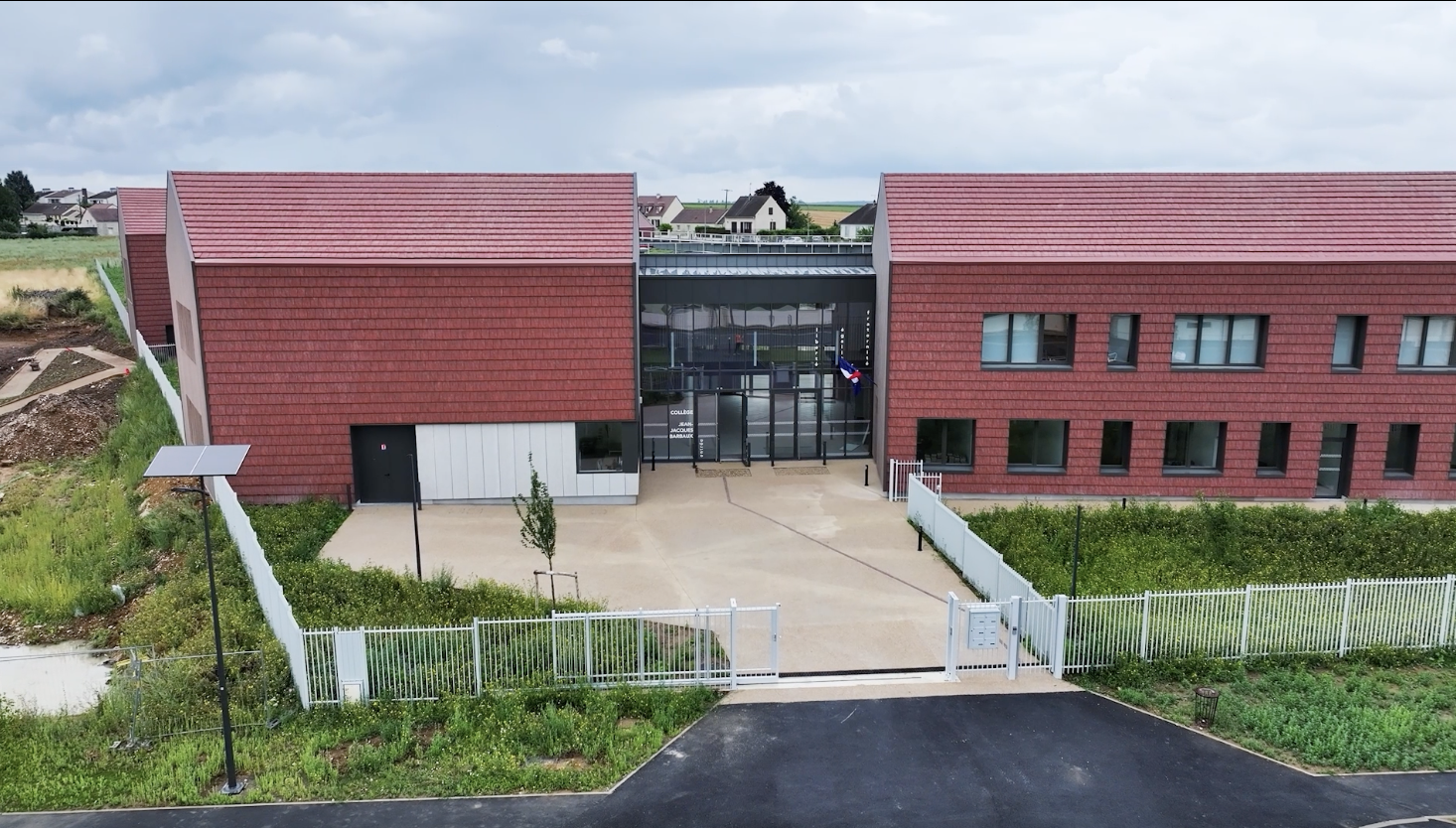 Image de Notre-Dame de Paris au crépuscule